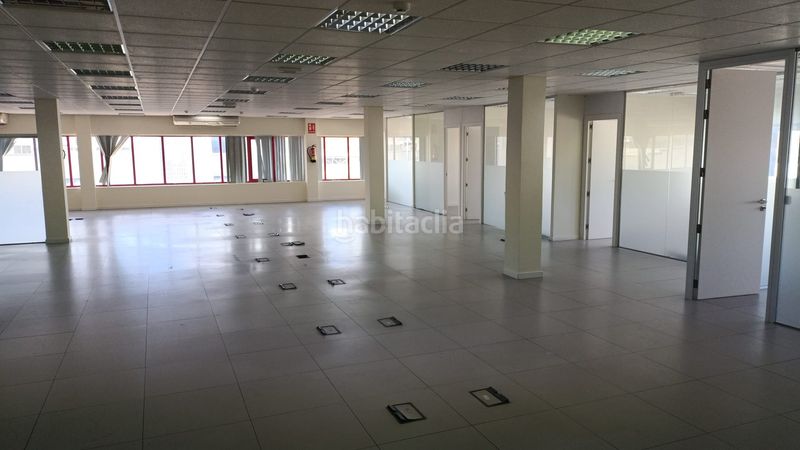 Foto 1b9833c4-06a7-4f84-b3e6-e76b5693c7d9. Edifici a Zona Industrial Alcobendas