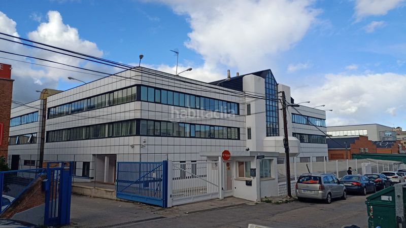 Foto 703c589f-412f-461a-9f76-7983c4c9a442. Edifici a Zona Industrial Alcobendas