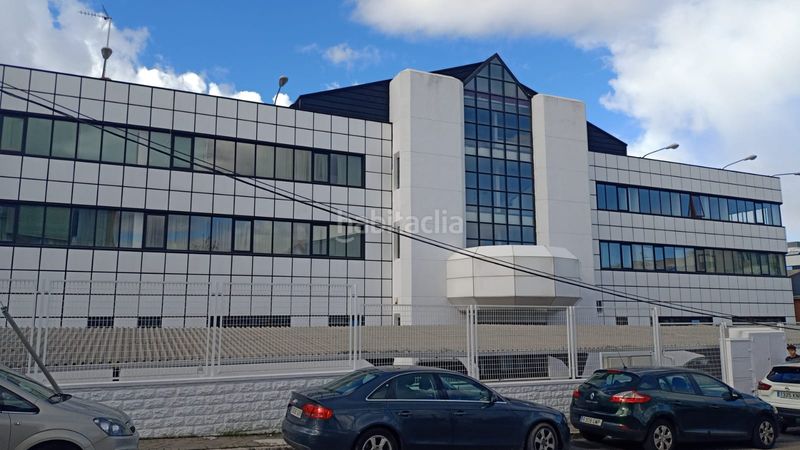 Foto ca11a4a2-e0af-4edf-a7a8-6f2c966df15d. Edifici a Zona Industrial Alcobendas