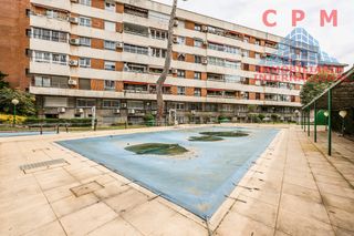 Lloguer Pis a Colina. Luminoso piso semi amueblado, de 120 m2 y 3 habitaciones; situad