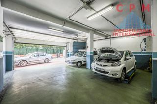 Business premise in Parque Mayor. Venta de este inmueble con licencia de taller mecánico, en pleno