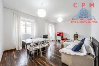 Affitto Appartamento in Justicia-Chueca. Luminoso piso de lujo amueblado y totalmente reformado, de 94m2,