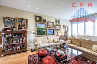 Appartamento in El Viso. Luminoso piso de lujo, de 207 m2, 4 dormitorios y balcón, próxim