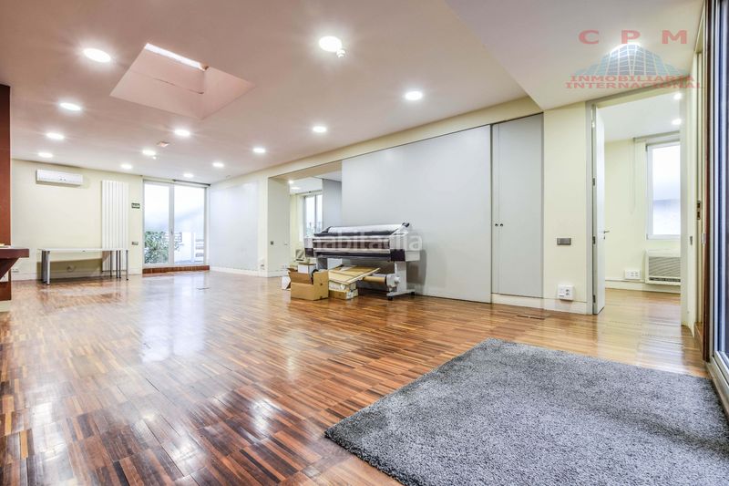 Foto a8c986be-0f83-4f7b-a668-208f494f7430. Loft amb calefacció a Goya Madrid