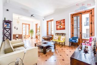 Lloguer Pis a Justicia-Chueca. Exclusivo piso sin amueblar de 230 m2, 4 dormitorios y 10 balcon