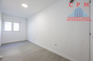 Pis a San Fermín. Magnífico y luminoso piso totalmente reformado, de 80 m2 y 4 hab