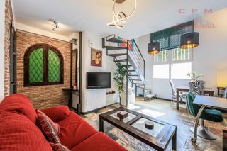 Location Appartement à San Juan Bautista. Magnífico y luminoso dúplex amueblado, de 48 m2 y 1 habitación;
