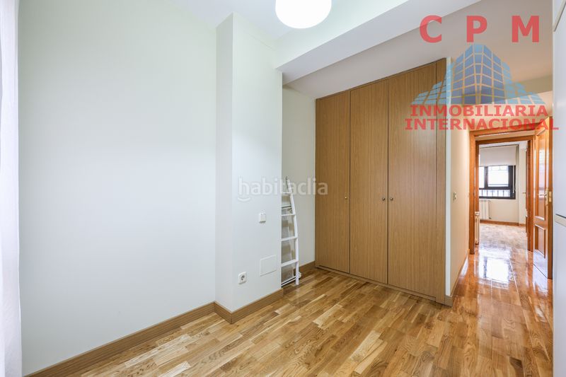 Foto e407c2ee-36c4-424e-9fff-e73ca8605e83. Lloguer dúplex amb calefacció aparcament piscina a Madrid