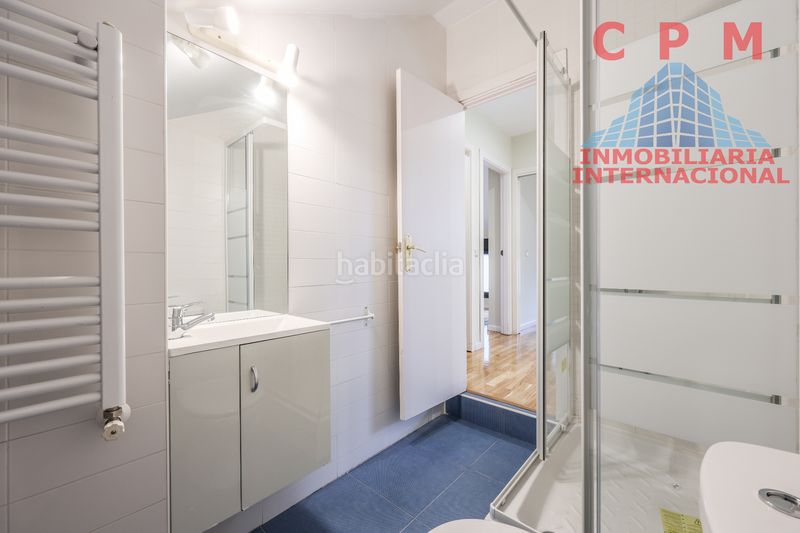Foto e931e704-ee88-4d11-8761-1b893c9a2c7b. Lloguer dúplex amb calefacció aparcament piscina a Madrid