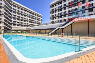 Lloguer Pis a Avenida de juan antonio samaranch 51. Luminoso piso, de 81 m2, 2 habitaciones y terraza, situado en un