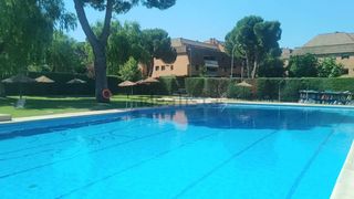 Location Appartement à Ronda de la sacedilla 2. Luminoso piso totalmente reformado y sin amueblar, de 180 m2, 3