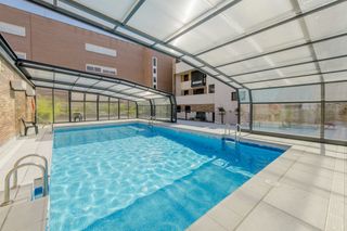 Miete Etagenwohnung in Ciudad Universitaria. Luminoso piso amueblado, de 85 m2 y 2 dormitorios, situado en ur