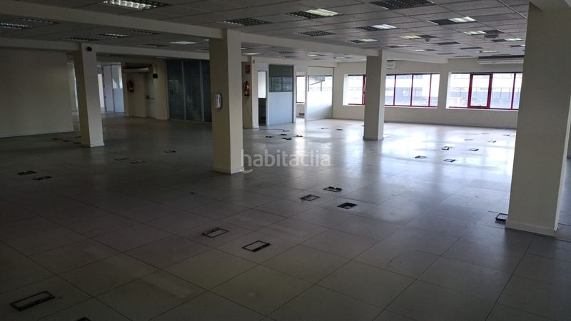Foto 81fba877-a268-408f-b8e2-b2d465e6def5. Edifici a Zona Industrial Alcobendas
