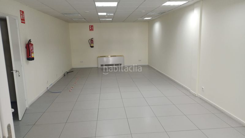 Foto 9d474bf4-ab4f-44f8-a2d7-2eeaf4f917cb. Edifici a Zona Industrial Alcobendas