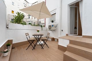 Rent Flat in Pueblo Nuevo. Luminoso piso totalmente reformado y amueblado, de 63 m2, 2 habi