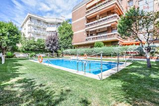 Lloguer Pis a San Juan Bautista. Estupendo y luminoso piso amueblado, de 95 m2, y 2 habitaciones,
