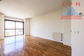 Lloguer Pis a Castilla. Magnifico piso sin amueblar, de 120 m2 y 3 dormitorios, próximo