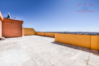 Lloguer Àtic a San Pascual. Amplio y luminoso ático dúplex de lujo, 3 dormitorio y terraza d