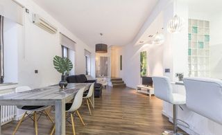 Miete Etagenwohnung in Palacio. Luminoso piso reformado y amueblado, de 160 m2, 2 dormitorios, 1