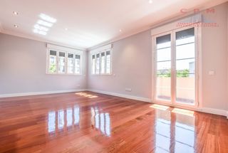 Affitto Appartamento in Goya. Magnifico y luminoso piso de lujo, de 150 m2, 3 dormitorios,y te