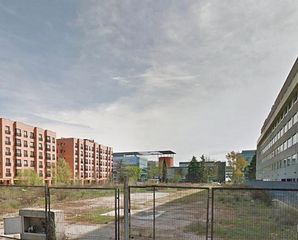 Area edificabile industriale in Rejas. Magnífico y amplio terreno urbano, con una superficie de 12.000