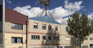 Capannone industriale in Norte-Universidad. Magnífica nave de 662 m2, con oficina, próximo a la estación de
