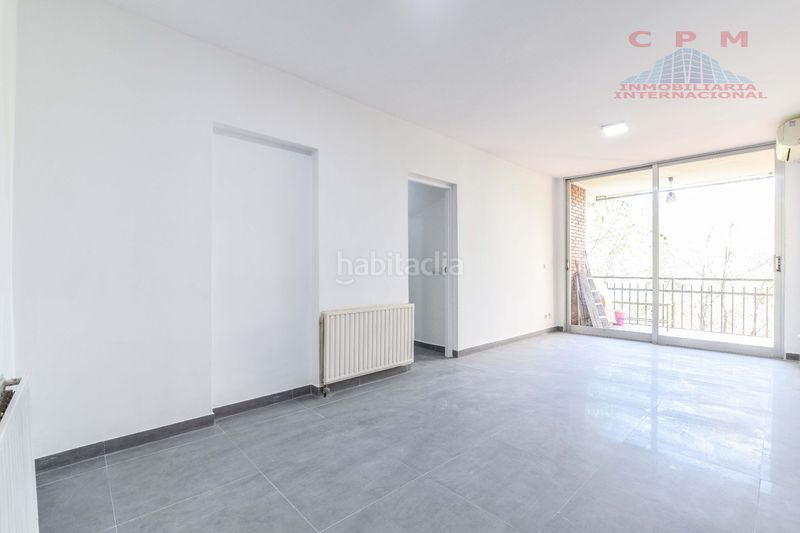 Alquiler Piso  en  La Paz. Magnífico piso sin amueblar, de 104 m2, 4 habitaciones y terraza