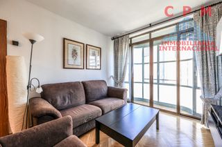 Miete Etagenwohnung in Hispanoamérica-Bernabéu. Luminoso piso amueblado y completamente equipado, de 85 m2 y 2 d
