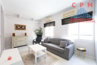 Location Appartement à Argüelles. Luminoso piso totalmente reformado y amueblado de 65 m2 y 1 dorm