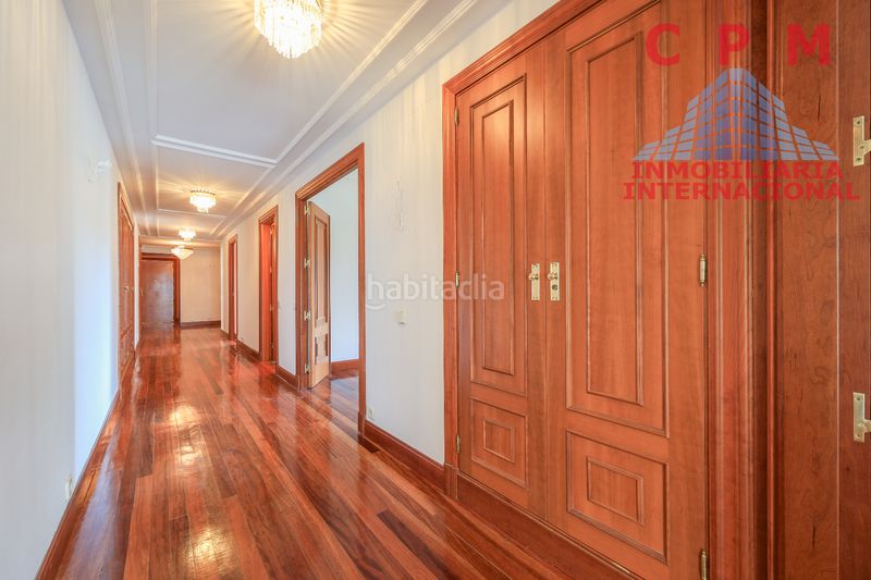 Foto 4003b0b9-703d-4c41-899d-c23ebd504a2d. Alquiler piso magnifico piso sin amueblar, de 345 m2, 4 habitaciones y espectacular terraza de 80 m2; situado en urbanización cerrada.. en Madrid