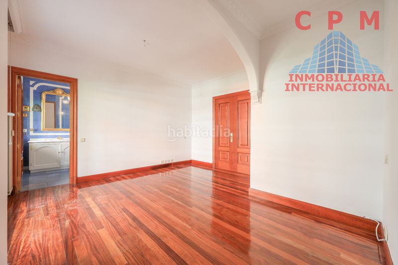 Foto 97e45127-2d63-4a75-a486-e3b15373ab2d. Alquiler piso magnifico piso sin amueblar, de 345 m2, 4 habitaciones y espectacular terraza de 80 m2; situado en urbanización cerrada.. en Madrid