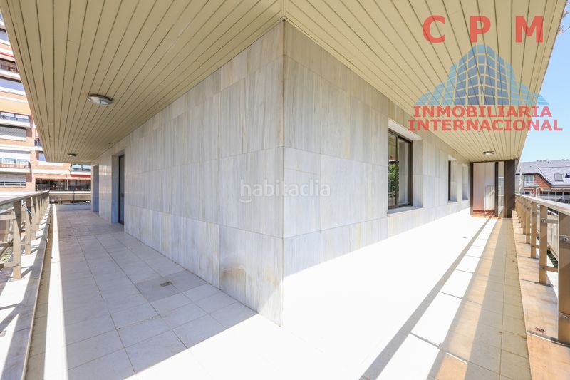 Foto f08bd9c4-a812-4ebd-9002-0d4fe1e882d1. Alquiler piso magnifico piso sin amueblar, de 345 m2, 4 habitaciones y espectacular terraza de 80 m2; situado en urbanización cerrada.. en Madrid