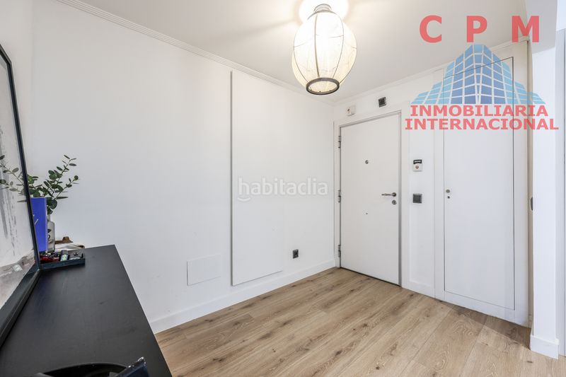 Foto d1cc2078-f322-4097-9294-5cc58af1a4fa. Alquiler piso espectacular y luminoso piso reformado, amueblado y equipado, de 113 m2, 2 dormitorios, y 2 terrazas. en Madrid