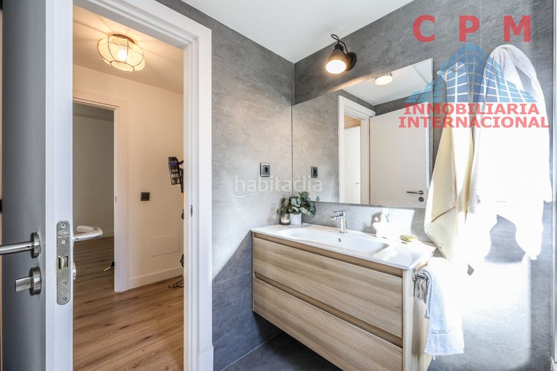Foto e0c228e0-2832-4302-81bd-0e22ef74f020. Alquiler piso espectacular y luminoso piso reformado, amueblado y equipado, de 113 m2, 2 dormitorios, y 2 terrazas. en Madrid