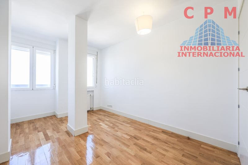 Foto 1d920d1c-d799-4ed5-b68d-6acf2a9d9901. Alquiler piso magnifico piso totalmente reformado y sin amueblar de 80 m2 y 2 dormitorios, situado en una urbanización cerrada. en Madrid
