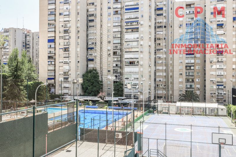 Foto a0b36001-99ba-4847-8c14-252ac1d6a423. Alquiler piso magnifico piso totalmente reformado y sin amueblar de 80 m2 y 2 dormitorios, situado en una urbanización cerrada. en Madrid