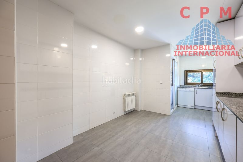 Foto 5ada200b-efaa-4926-a3bd-e7adc994a44b. Miete etagenwohnung mit heizung parking pool in Yucatán-La Cornisa Rozas de Madrid (Las)