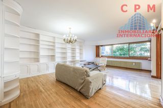Location Appartement à Almagro. Luminoso piso amueblado y sin amueblar, de 186 m2, 4 habitacione