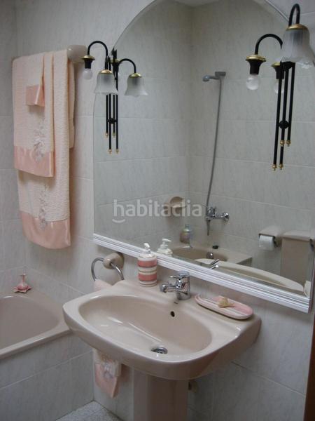 Foto d9b9bec3-45c6-4606-bf7c-470185038afe. Casa a schiera con parcheggio in Platges Sant Carles de la Ràpita