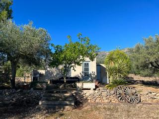 Masia a Alcanar. Finca en venta en rústica, 2 dormitorios.