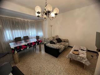 Haus in Centre. Casa en venta en centro, 4 dormitorios.