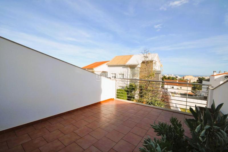 Foto 68d068f3-5d6b-454c-a6f3-36e9aa096d3a. Semi detached house with parking in Nord Sant Carles de la Ràpita