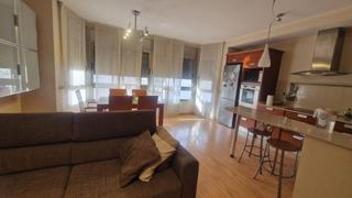 Appartement à Nord. Piso en venta en centro, 3 dormitorios.