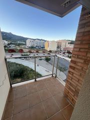 Pis a Nord. Piso en venta en centro m�dico, 2 dormitorios.