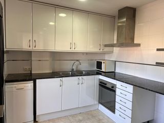 Penthouse in Centre. Atico en venta en centro, 2 dormitorios.