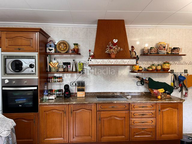 Foto 074a4619-5071-4b16-9c25-beb336e8ac78. Xalet amb aparcament a Alcanar