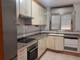 Pis a Centre. Piso en venta en centro médico, 3 dormitorios.