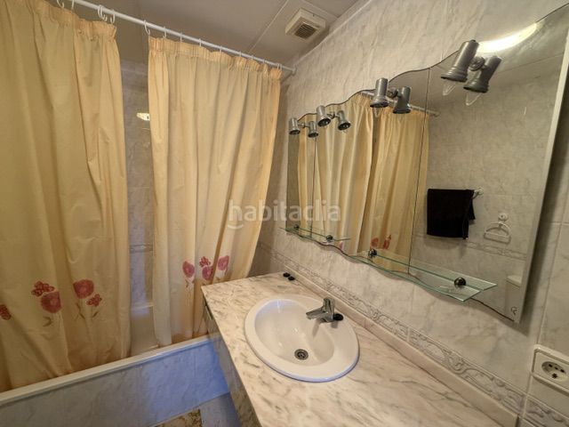 Foto 89bd6fc6-6acc-42ea-9b22-b31051b76c79. Apartament a Alcanar