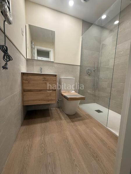 Foto cf0eb67d-8532-4020-ae50-c03580b03ac5. Piso en calle de trujillos 9 maravilloso piso nuevo en el corazón i.v.a incluido en precio en Madrid