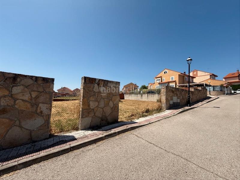 Foto ad9995e8-544d-4f9b-b7e9-592bd239ba7a. Terreno residencial en calle julia san román 9 terreno en casco urbano en Valdemorillo